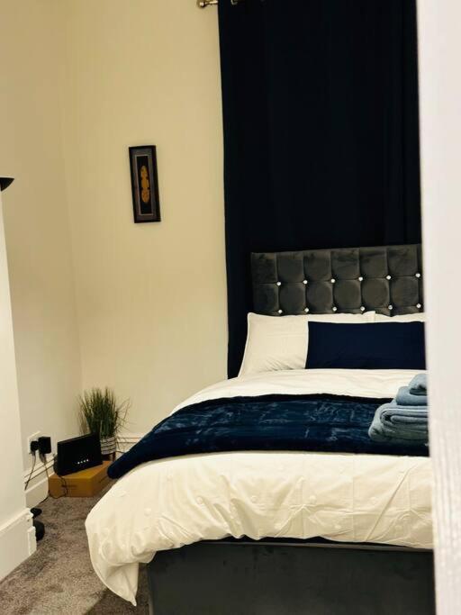 Bespoke 2 Bedroom Apt Derby City Luaran gambar