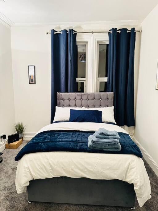 Bespoke 2 Bedroom Apt Derby City Luaran gambar