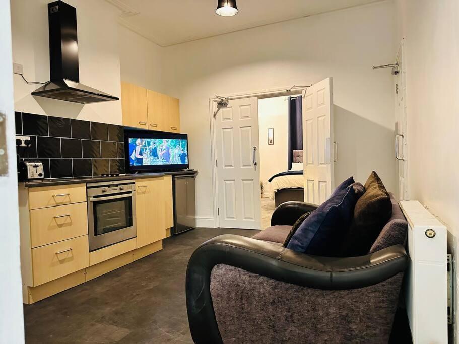 Bespoke 2 Bedroom Apt Derby City Luaran gambar