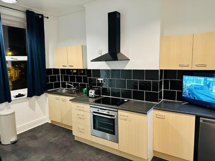 Bespoke 2 Bedroom Apt Derby City Luaran gambar