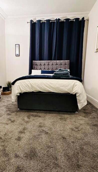 Bespoke 2 Bedroom Apt Derby City Luaran gambar